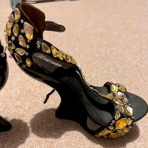 Zigi Soho Wedges with crystal details